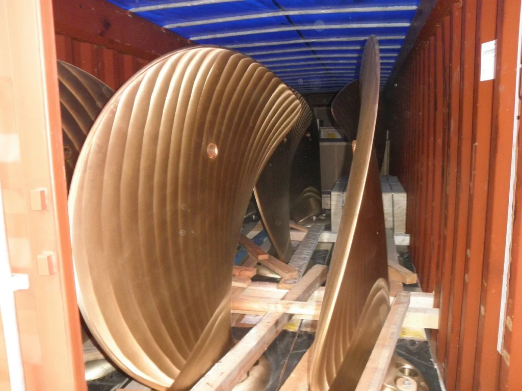 Unused Surplus Thrusters, CPP, Gear Boxes, Winches, & Other Misc. Deck Equipment