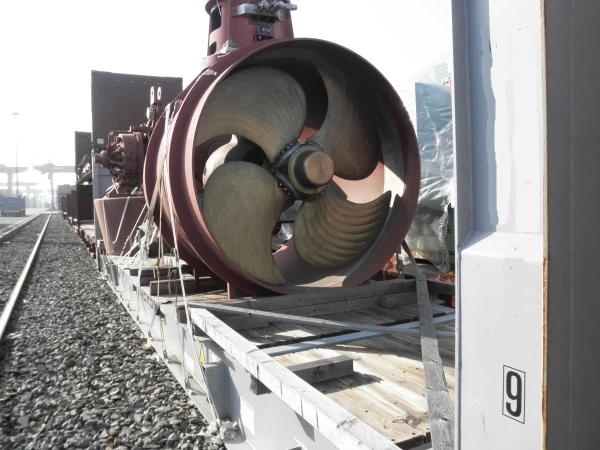Unused Surplus Thrusters, CPP, Gear Boxes, Winches, & Other Misc. Deck Equipment