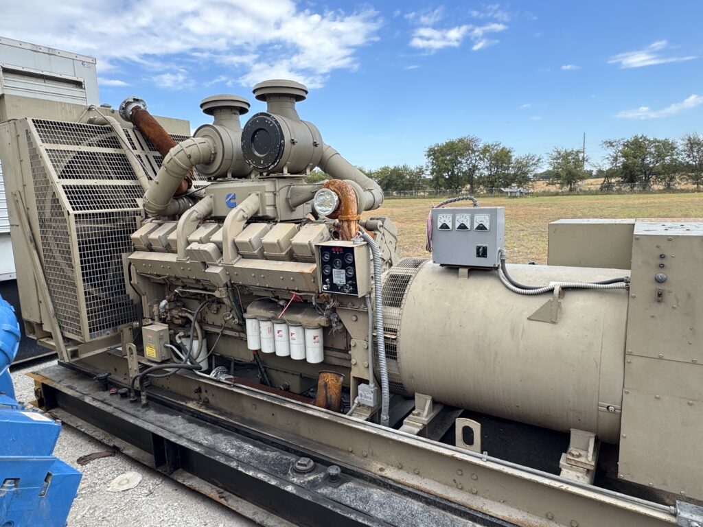 Cummins KTA3067-GS, 1000kW Diesel Generator Set, Low Hours